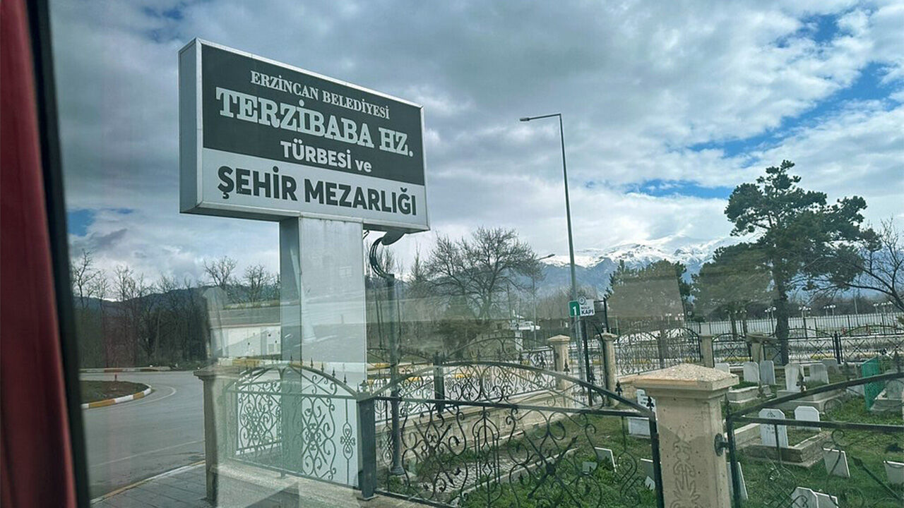 Terzi̇baba Mezarliği Otobüsleri̇ 4