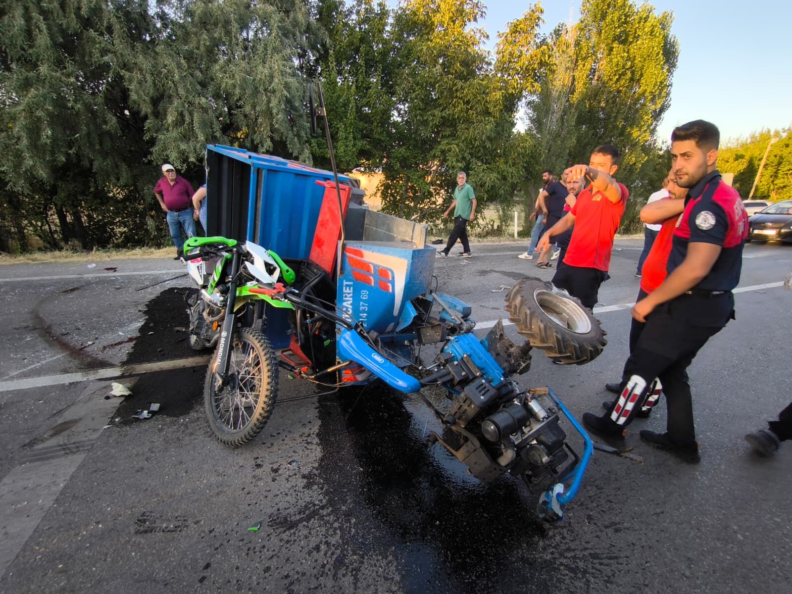 Çağlayan Yolunda Traktör ile Pat pat Kazası; 1 Ölü
