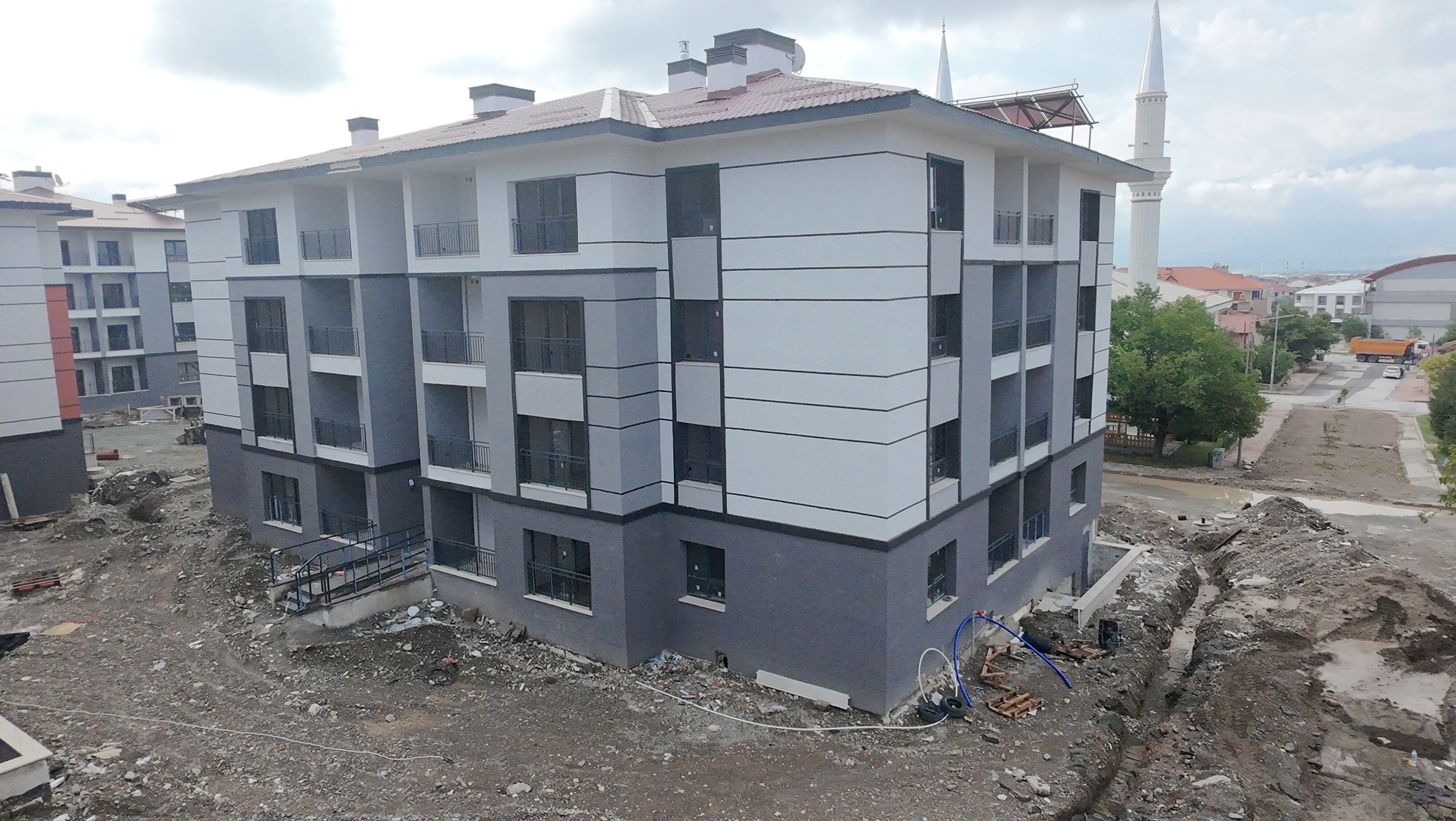 Çevre Şehi̇rci̇li̇k Cumhuri̇yet Mahallesi̇ Toki̇ 2