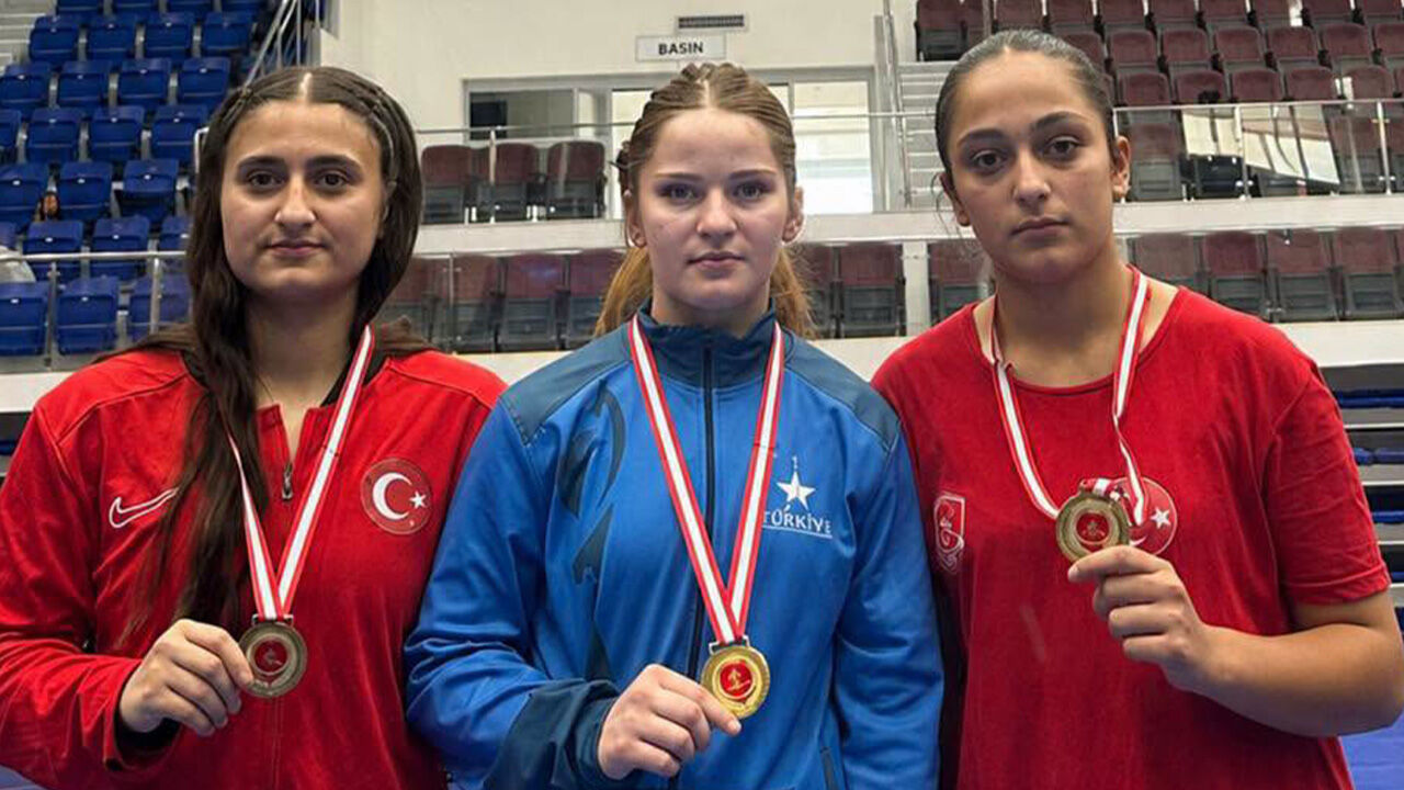 Erzincan’ın Şampiyon Kızları Hırvatistan Yolcusu
