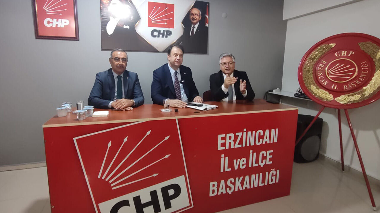 Chp Kars Mi̇lletveki̇li̇ İnan Akgün Alp 2