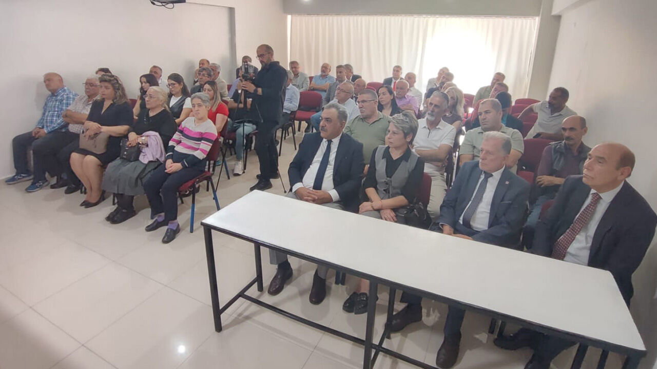 Chp Kars Mi̇lletveki̇li̇ İnan Akgün Alp 3