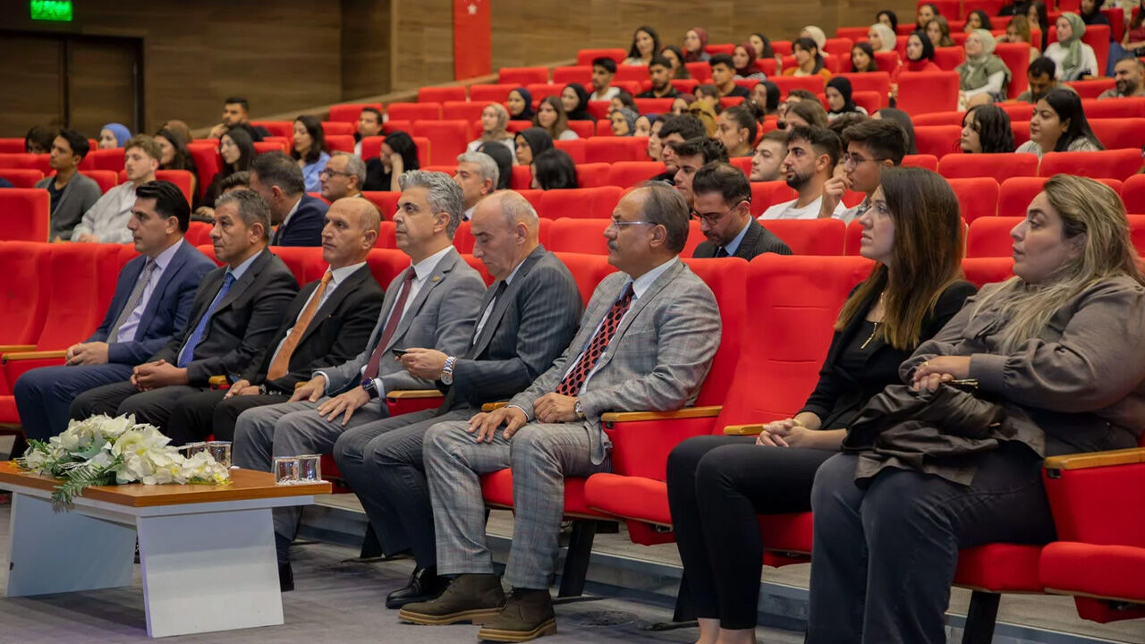 EBYÜ'de Öğrenciler İçin Oryantasyon Programı