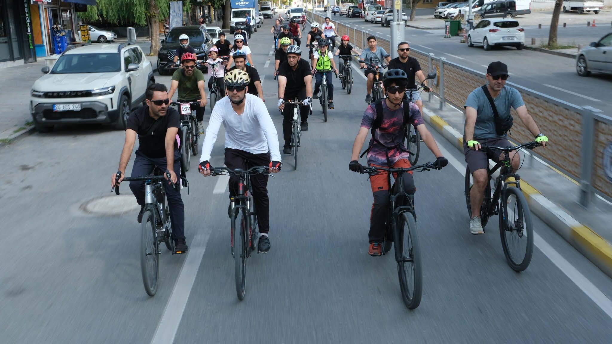 Erzi̇ncan Bi̇si̇klet Pedallar Etki̇nli̇k 3