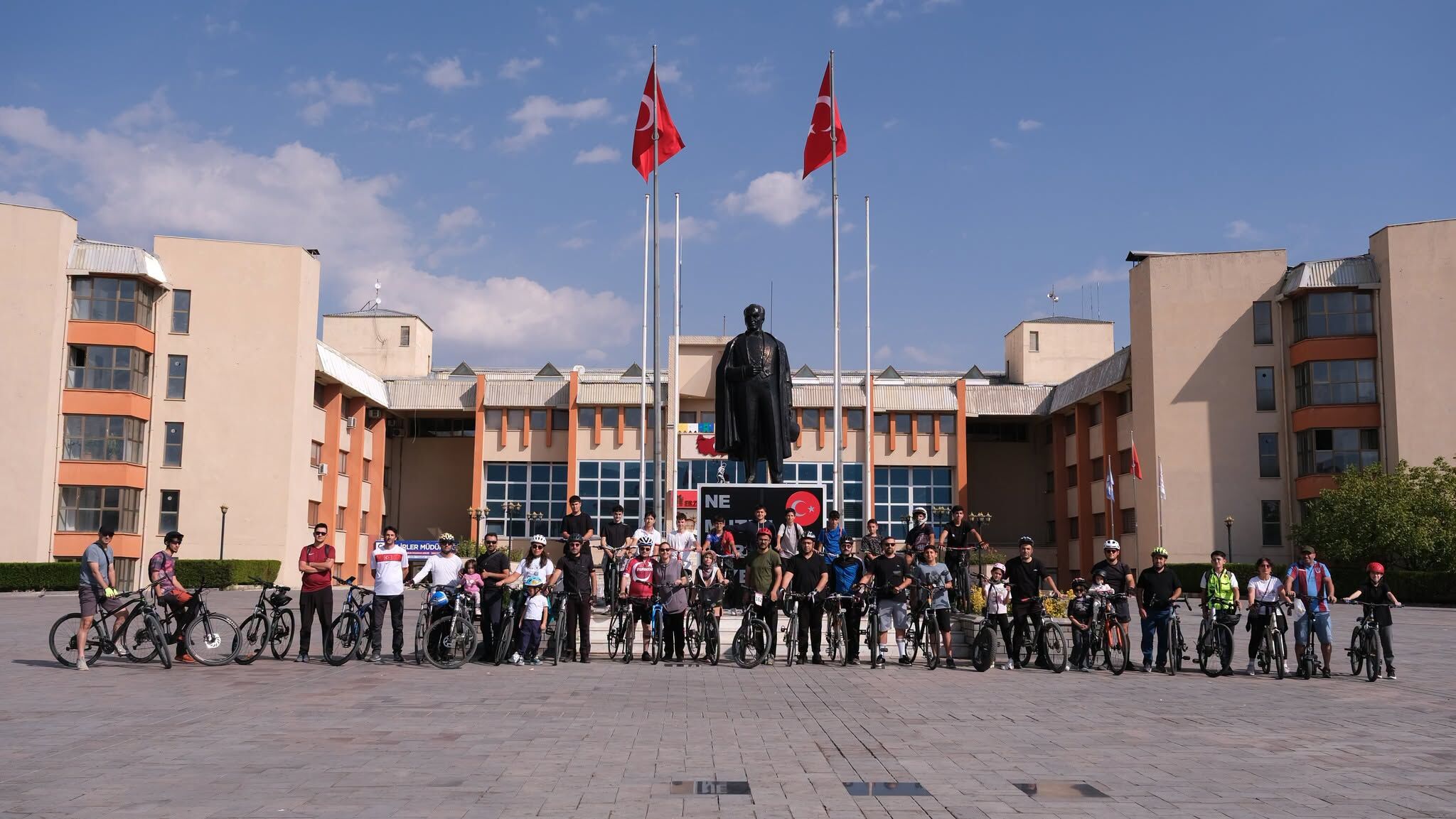 Erzi̇ncan Bi̇si̇klet Pedallar Etki̇nli̇k 4