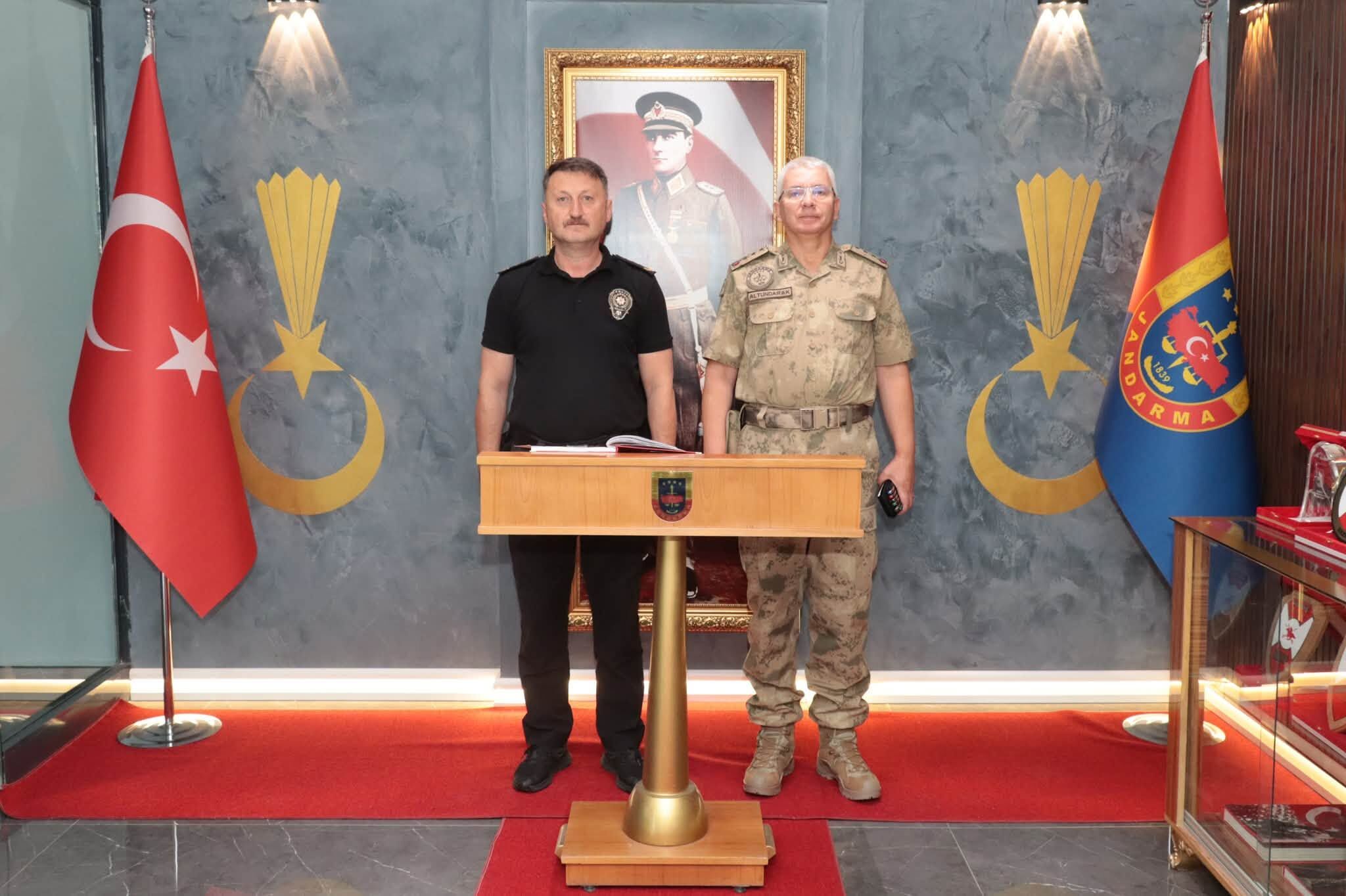 Müdür Baybaba Komutan Altundarak Zi̇yaret 1