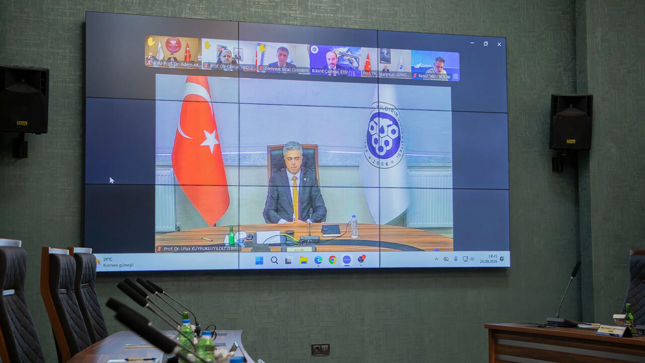 Rektör Kuyrukluyildiz 4