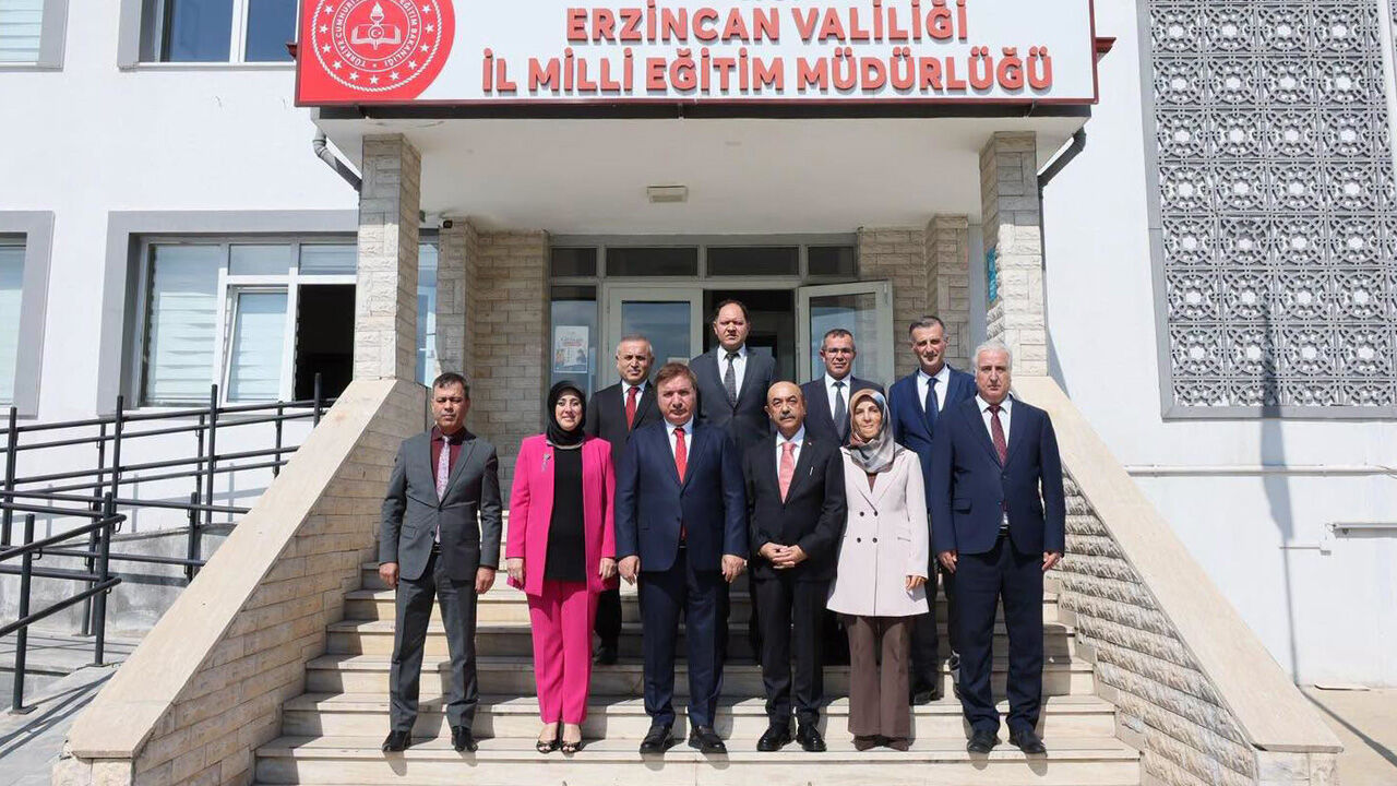 Vali̇ Aydoğdu Meb İl Müdürü 5