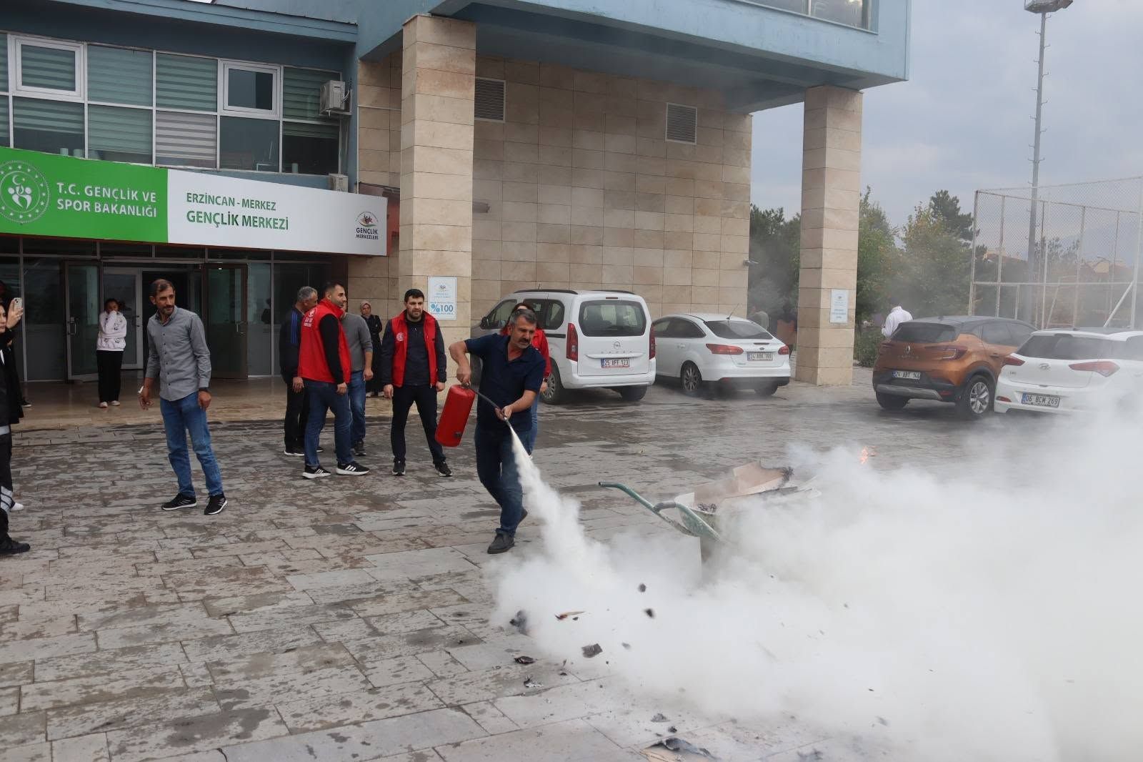 İl Gsb Yangin Tatbi̇kati 3