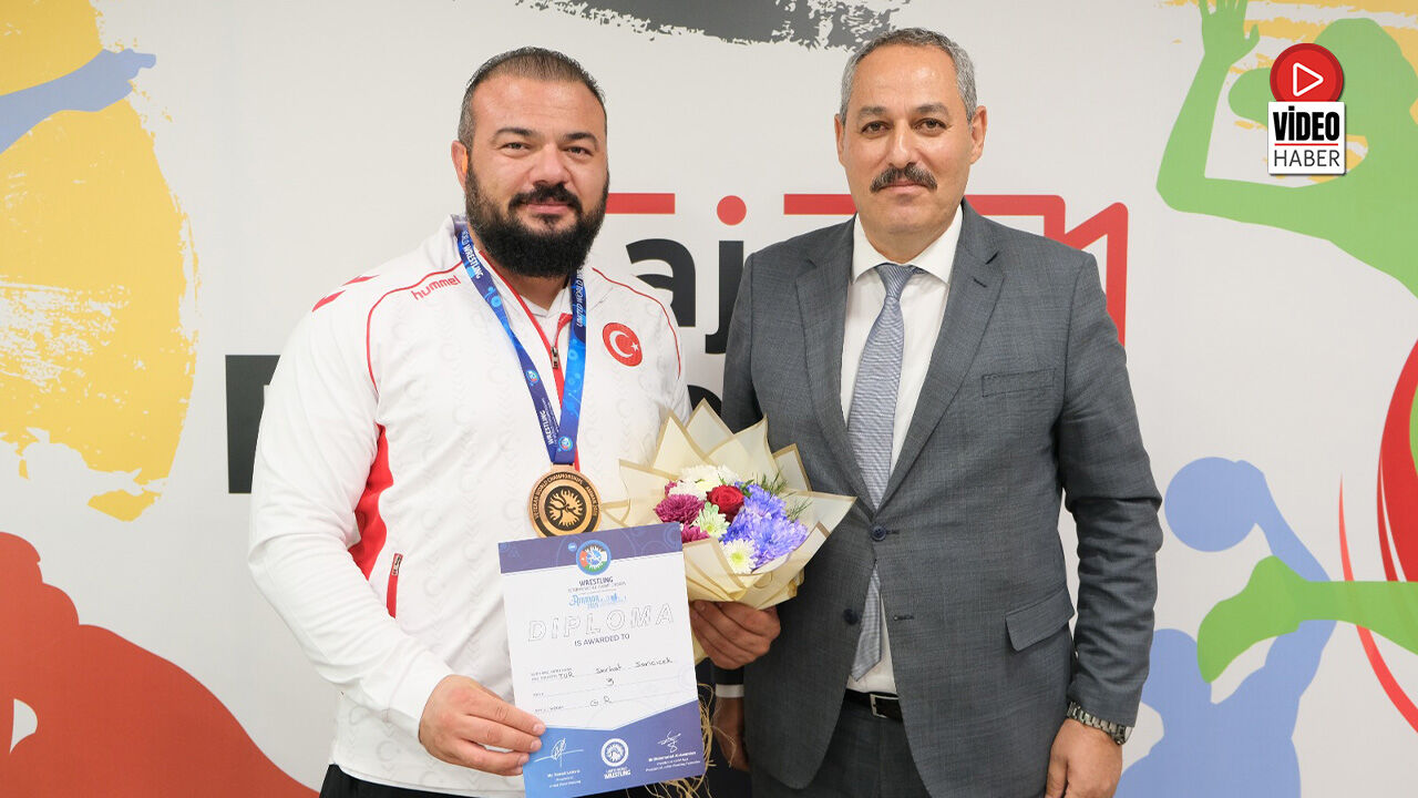 Çöpür’den Sarıçiçek’e Tebrik Ziyareti