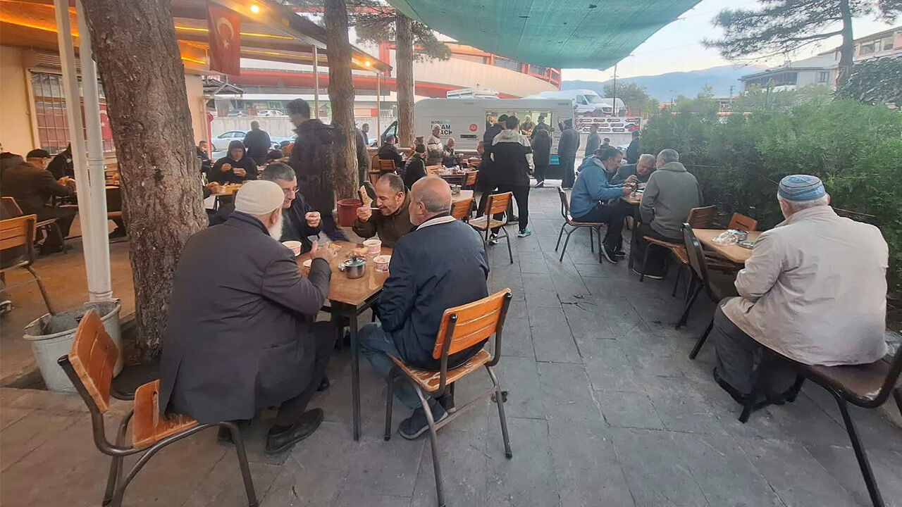 Müftülük Ulu Cami̇ Sabah Namazi 2