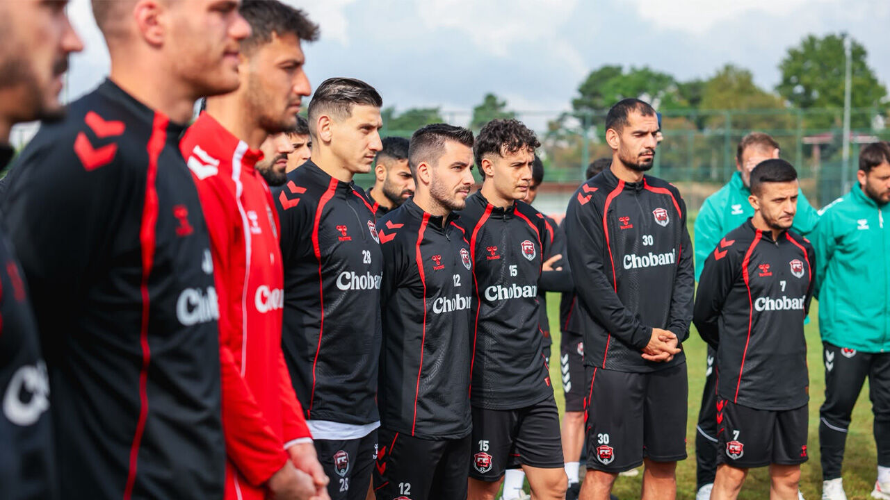 Vali̇ Aydoğdu Erzi̇ncanspor Zi̇yaret 3