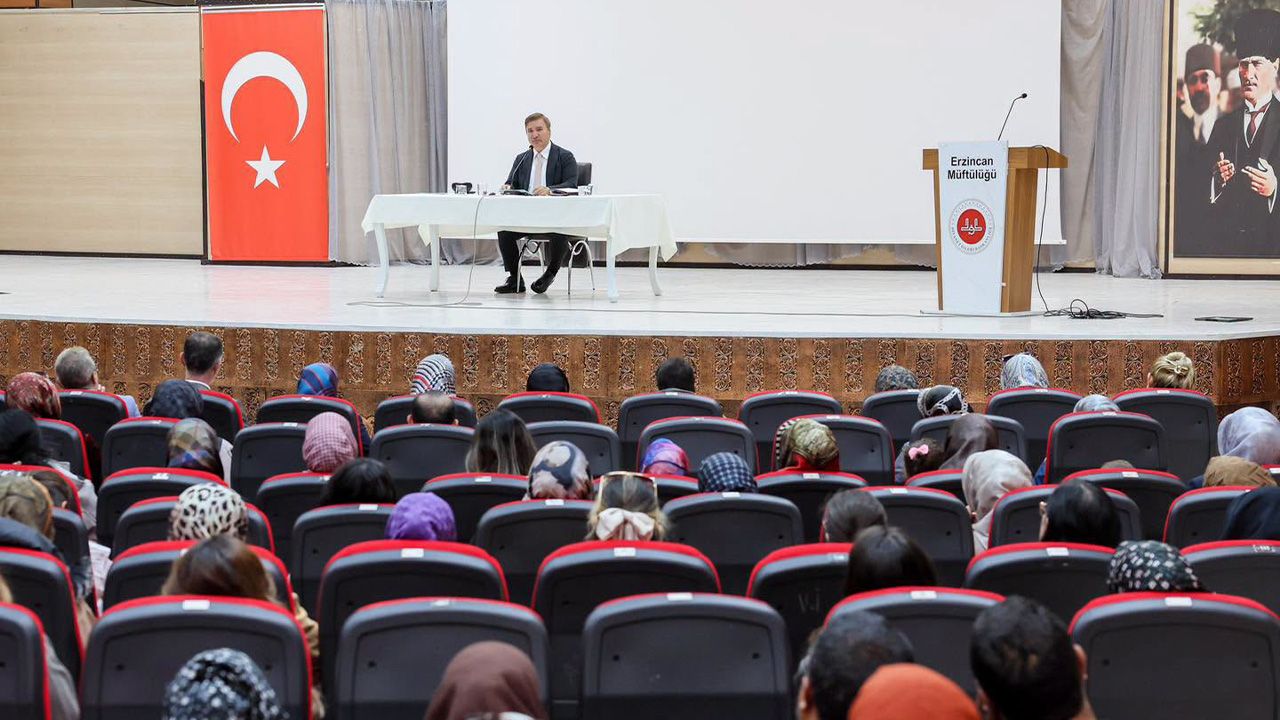 Erzincan'da Okul Güvenliği Toplantısı Düzenlendi