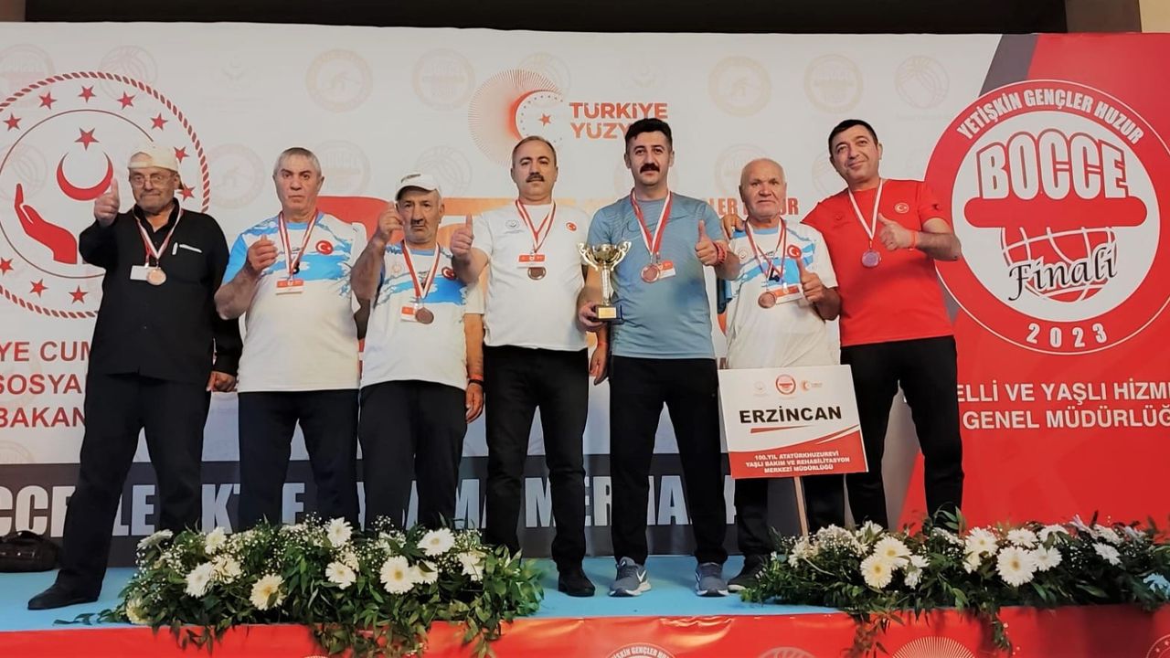 Erzincan Huzurevi Bocce Takımı Türkiye 3. Sü Oldu