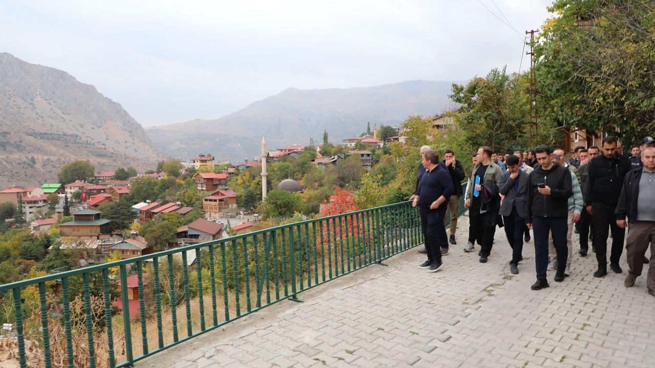 Vali Aydoğdu Kemaliye İlçesi ve Köylerini Ziyaret Etti