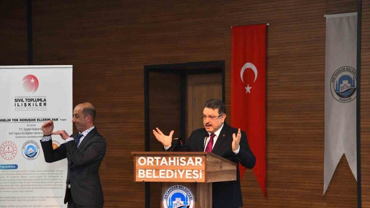 Trabzon’da “Engelim yok, konuşan ellerim var” projesi hayata geçirildi