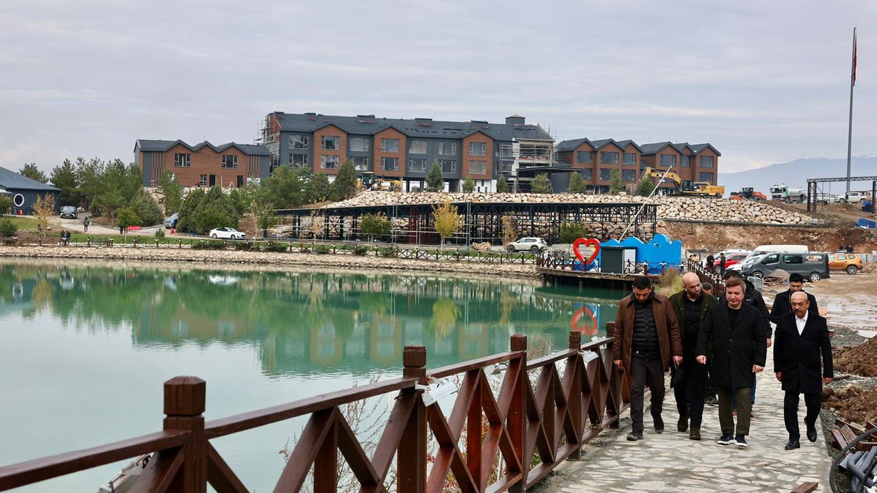 Vali Aydoğdu Ergan Dağı Kayak Merkezi’nin Çehresini Değiştirdi