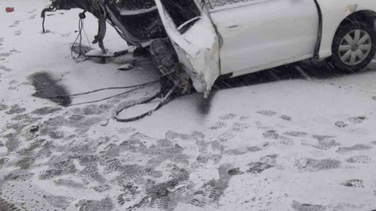 Bitlis’te trafik kazası: 2 yaralı
