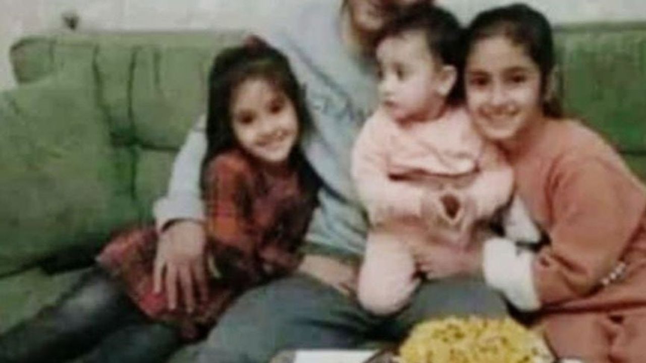 Depremde hayatını kaybeden 5 kişilik aile Bitlis’te toprağa verildi