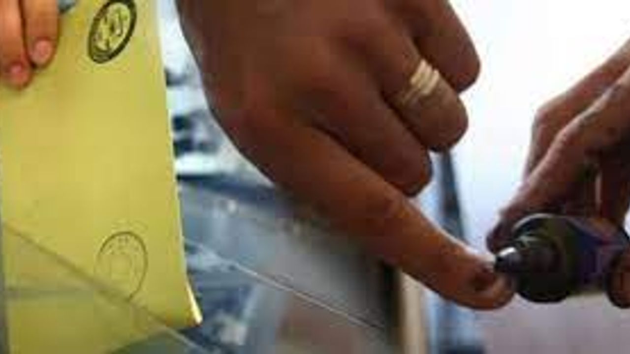 Yüksek Seçim Kurulu Seçimlerde Parmak Boyası Kullanılmayacağını Açıkladı