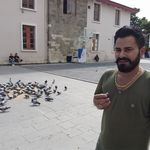 Günün En Güzel Mesaisi: Erzincan’ın Güvercinlerini Besliyor