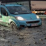 Sağanak Sonrası Toprak Kayması: Erzincan-Sivas Yolu Kapandı