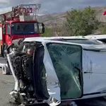 Erzincan-Sivas Karayolunda Feci Kaza: 3 Yaralı