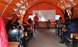 Erzincan’dan giden gönüllü öğretmenler ders başı yaptı