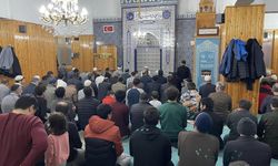 Ramazan geceleri cami ve cemaat buluşmaları devam ediyor