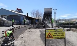 Ardahan’da yol yapım çalışmaları sürüyor
