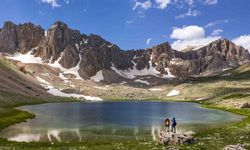 Munzurlar, turistlerin ilgi odağı oldu