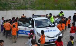 Tercan’da öğrencilere trafik eğitimi
