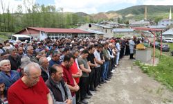 Ali İkinci, köyünde toprağa verildi