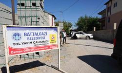 Hatunsuyu Mahallesi’ndeki yollarda asfalt serimi