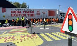 Trafik Güvenliği Hakkında Bilgilendirme Yapılıyor