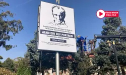 Atatürk Portresi Tanıtım Totemleri Kuruldu