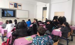 Bayburt’ta ortaokul öğrencilerine ’Tabiatı Koruma ve Biyoçeşitliliğin Önemi’ konularında eğitim verildi
