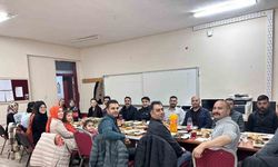 Hamur’da köy öğretmenlerine sürpriz ziyaret