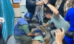 İsrail Saldırısında Gazeteciler Yaralandı, Dünya Sadece İzliyor