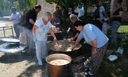 Barbaros Mahallesinde Aşure Günü Programı Düzenlendi