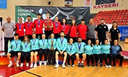 Erzincanlı Badmintoncular Tarih Yazıyor