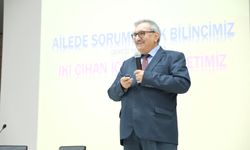 "Ailede Sorumluluk Bilinci" Konulu Konferans Düzenlendi