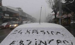 Erzincan Kent Merkezine Mevsimin İlk Karı Düştü, Tipi Hayatı Felç Etti