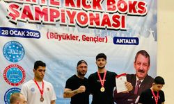 Erzincanlı Kick Boksçu Caner Demir Türkiye Şampiyonu Oldu