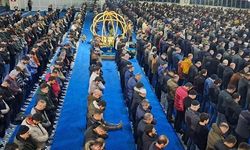 Erzincanlılar Berat Kandilinde Camileri Doldurdu