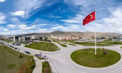 EBYÜ Bünyesinde Yabancı Diller ve Turizm Fakültesi Kuruldu
