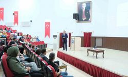 Erzincan’da Gıda Üzerine Seminer Düzenledi
