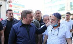 Vali Aydoğdu, Buğday Meydanı Esnafına Geçmiş Olsun Dileklerini İletti