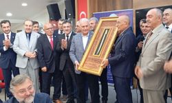 EKEV Burs Bağışçılarına Teşekkür Belgesi Verildi