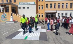 İlçelerde Trafik Eğitimi Veriliyor
